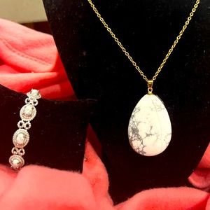 White howlite pendant and bracelet